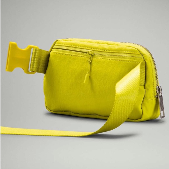 lululemon athletica Bags Og Lululemon Everywhere Belt Bag L In